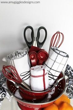 Gift Guide: 15 Perfect DIY Gift Basket Ideas Gift basket Ideas #giftbasketideas #giftbaskets Diy Gift Basket Ideas, Kitchen Gift Baskets, Diy Gift Basket, Auction Basket, Auction Baskets, Raffle Basket, Raffle Baskets, Raffle Prizes, Themed Gift Baskets