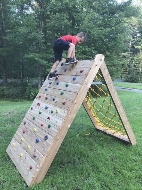 Playground Backyard Diy, Diy Kids Playground, Backyard Kids Play Area, Kids Climbing, Outdoor Play Areas, Diy Playground, Kids Outdoor Play, Rock Climbing Wall, Natural Playground