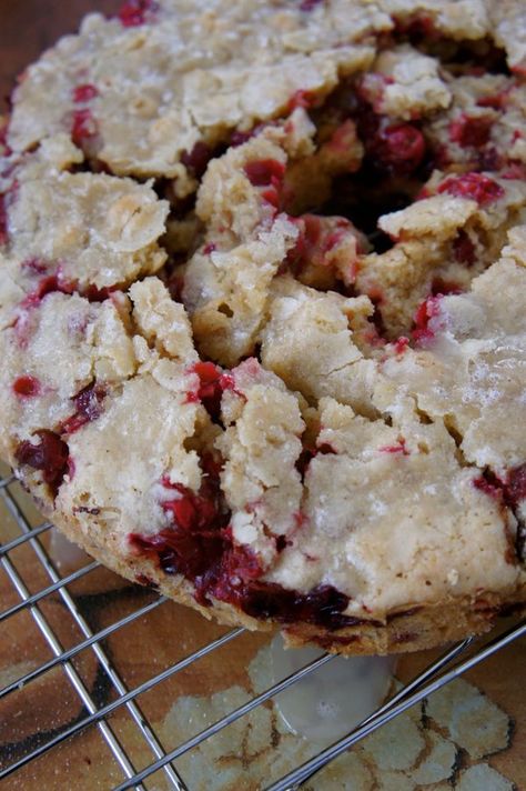 Cranberry Coffee Cake, Cranberry Cake, Blueberry Crisp, Cake Mug, Breakfast Sweets, Savory Cakes, Cranberry Recipes, Coffee Cake Recipes, Sauce Tomate