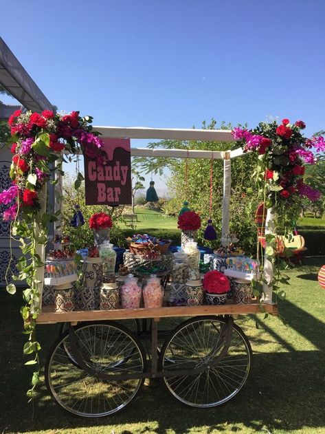 Forget The Buffet System: Have These Live Counter Stations That Your Guests Will Love! | WedMeGood Candy Bar At Wedding, Bar At Wedding, Candy Station Wedding, Indian Wedding Food, Live Counter, Wedding Food Stations, Mehendi Decor Ideas, Mehendi Decor, Indian Wedding Favors