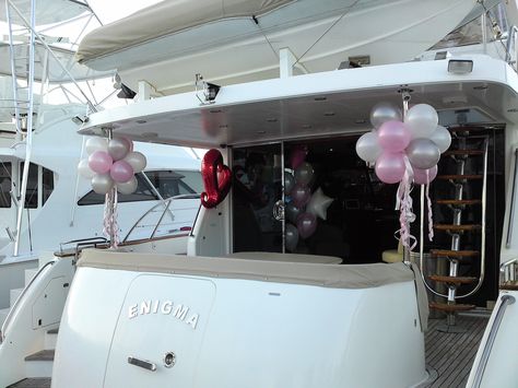 Boat Balloon Decoration, Yacht Party Balloons, Boat Birthday, Balloon Topiary, Balloon Gifts, Balloons Decorations, Boat Decor, Yacht Party, Up Balloons