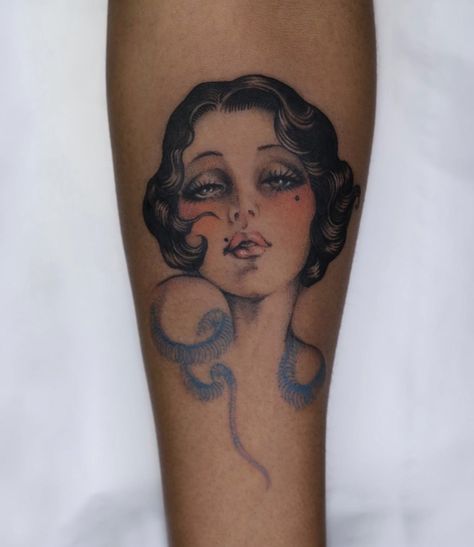 Flapper Tattoo Traditional, Pop Surrealism Tattoo, 1920s Woman Tattoo, 1960s Tattoo Ideas, Tattoo Of A Woman Silhouette, Back Tattoos American Traditional, Bubblegum Traditional Tattoo, Tattoo Of A Woman Face, 1920s Tattoo Ideas