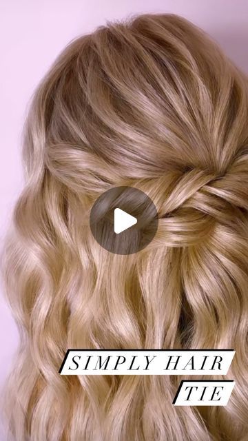 Les Coiffures de Lola on Instagram: "Belle attache, très simple à réaliser par josephianson 
j’adore! 

——
#coiffure #hair #hairtie #hairdress #mariage #bride #cheveux #tutorial #blondhair #style #fashion

#lille #paris #newyork #losangeles #tokyo" Half Up Loose Braid, Cute Hair For Homecoming, Half Up Half Down With Layers, Easy Wedding Hair Half Up, Boho Bridal Hair Tutorial, Easy Beach Wedding Hair Diy, Easy Wedding Guest Hairstyles Diy Simple, Tutorial Half Up Half Down Hair, Easy Homecoming Hairstyles Simple