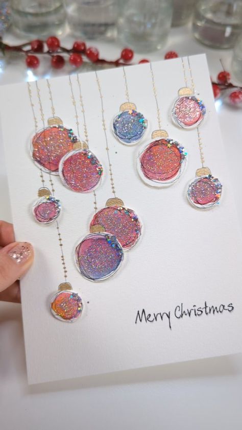 Scared to ruin your painting ? Try this EASY IDEA !!! How to Paint a Christmas Greeting Card with 3D Baubles ⭐✨🪩❤️🩵💚💛🩷🧡💜 🎄 Learn how to… | Instagram Watercolour Bauble Card, Kids Handmade Christmas Cards, Christmas Bauble Painting, Bauble Christmas Cards, Bulb Craft Ideas, Baubles Diy Christmas, Watercolour Cards Ideas, Christmas Cards Handmade Easy, Painting Idea For Beginners