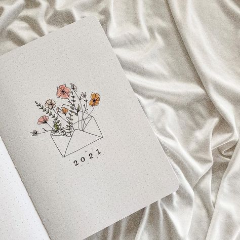 Bujo Yearly Cover Page, Bujo 2022 Cover Page, Bujo Year Cover, Bullet Journal First Page, Bullet Journal Yearly, Bullet Journal Minimalist, Bullet Journal Ideas Templates, 2022 Planner, Bujo Planner