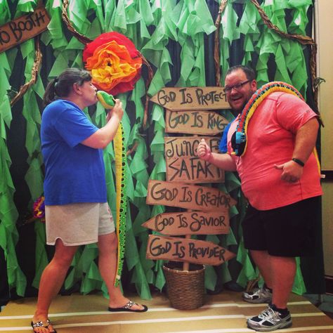 Jungle Safari VBS Bremen1st UMC Lifeway Vbs, Jungle Decorations, Vbs Themes, Holiday Club, Vbs Crafts, Jungle Party, Map Decor, Vacation Bible School, Safari Party