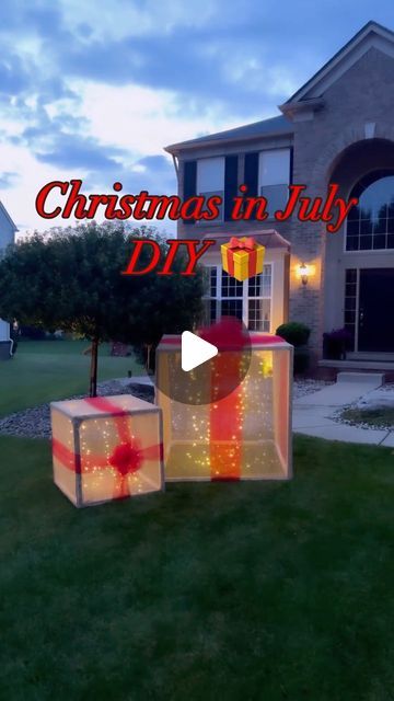 Kendra Davis on Instagram: "🎁Christmas in July DIY🎁  Hey-hey L♥️VES!   Awwww-man….I am OBSESSED with these DIY jumbo gift boxes 🤩🤩.   I made one 4ft tall and one 2.5ft tall.  The wood came from @homedepot . After building the boxes , I wrapped them in burlap (from Home Depot). I added red mesh ribbon to create the bow. I left the bottom of each box open so I could add twinkle fairy lights (in my Amazon store)♥️♥️♥️  Let me know what you think 😊  #diy #diycrafts #christmasinjuly #christmascrafts #diydecor" Christmas Diy Box Gift, Christmas Decorations For Mail Boxes, Christmas Decorations Gift Boxes, Diy Outdoor Christmas Boxes, Christmas Decor With Sticks, Diy Front Porch Ideas Christmas, Diy Light Up Gift Boxes, Building Christmas Decoration, Outdoor Gift Boxes Christmas Decorations