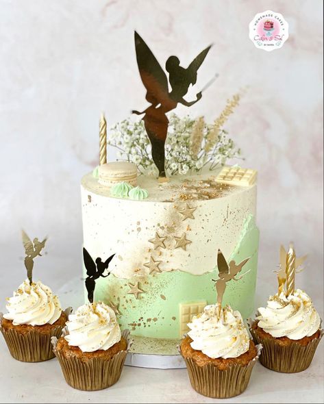 Sretan Rođendan, Tinkerbell Birthday Cakes, Tinkerbell Party Theme, Fairy Birthday Cake, Tinkerbell Cake, Peter Pan Party, Fairy Garden Birthday Party, Tinkerbell Party, Fairy Cake