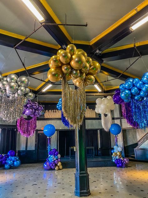 Memphis Fringe and Streamer Installations — Pop Culture Memphis Club Balloon Decorations, Ceiling Balloons Decorations, Hanging Balloon Decorations, Fringe Ceiling Decor, Ceiling Balloon Garland, Hanging Balloons From Ceiling, Balloon Ceiling Decor, Ceiling Party Decorations, Ceiling Decorations For Party