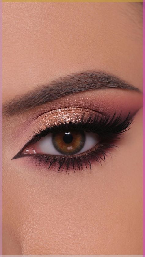 Eye Makeup Smoky Eyes, Eyes Shadow Looks, Bold Eye Makeup Looks, Machiaj Smokey Eyes, Eyes Makeup Looks, Makeup 2024, Smokey Eye Easy, Natural Smokey Eye, Smoky Eyeshadow