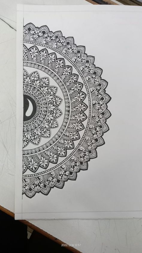 Mandela Drawing, Mandala Arts, Mandala Art Therapy, Mandala Drawing, Art Therapy, Mandala Design, Mandala Art, Drawings, Quick Saves