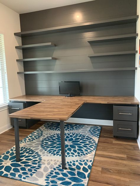 Playroom conversion....straight across no table that extends out T Shaped Desk, Office Remodel, Craft Room Design, Office Guest Room, Office Crafts, Office Makeover, Craft Room Office, Craft Room Organization, Home Office Space