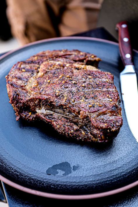 Easy Recipe For Smoked Boneless Ribeye Steak. Boneless Ribeye Steak, Easy Smoker Recipes, Paleo Bbq, Smoked Recipes, Ribeye Steak Recipes, Recipe For Dinner, Rib Eye, Smoked Ribs, Bbq Rub