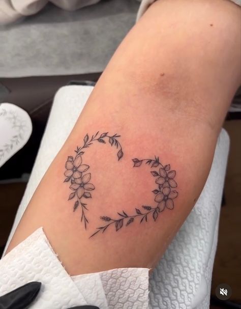 Line Tattoo Inspiration, Floral Heart Tattoo, Vine With Flowers, Elbow Tattoos, Fine Line Tattoo, Vine Tattoos, Line Tattoo, Knee Tattoo, Leg Sleeves