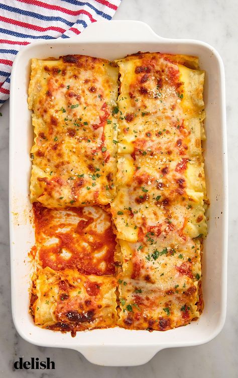 Lasagna Roll-Ups Make Weeknight Dinner So Much EasierDelish Meatless Dinner Recipes, Weeknight Dinner Pasta, Easy Casseroles, Veggie Dinners, Lasagna Roll Ups, Pasta Meals, Lasagna Roll, Roll Ups Recipes, Lasagna Rollups