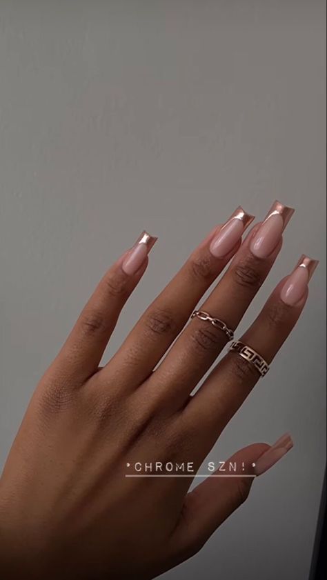 Follow for more bomb pins! ✨ Pinterest: @TRUUBEAUTYS 💧 #PinterestTruubeautys. Square Apres Nails, Classy Nail Inspo 2023, Nails Inspiration Long Square, Short Acrylic Nails With Glitter, Nail Inspo 2023 Square, Square Acrylic Nails 2023, Design Cool Ongles, Chrome French Tip Nails Coffin, Nail Inspo Long Square