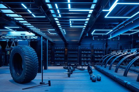 MY LONDON WORKOUT GUIDE - JULIET ANGUS Blue Gym Aesthetic, Aesthetic Gym, Impulsive Behavior, Gym Aesthetic, Business Colors, Gym Room, Trading Signals, Padova, Evolution