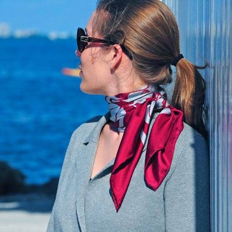 Parisian Scarf: How to Tie A Scarf like A French Woman - Mon Petit Four® Silk Scarf Outfit, French Scarf, Loop Knot, Head Scarf Tying, Silk Scarf Style, Silk Neck Scarf, Ways To Wear A Scarf, Head Scarf Styles, How To Wear A Scarf