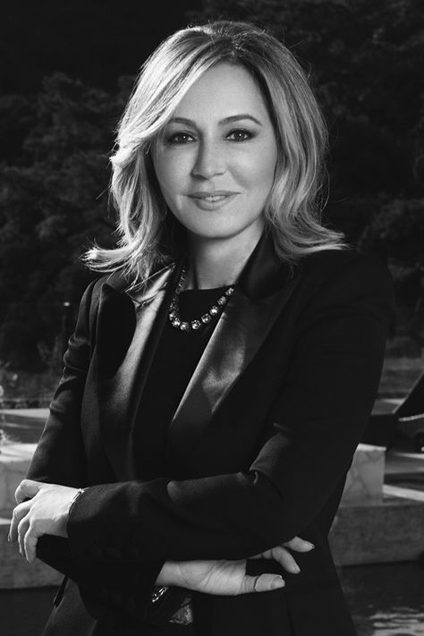 Meet Anastasia Soare, the woman behind Hollywood's best brows Celebrity Makeup Transformation, Celebrities Red Carpet, Anastasia Soare, Selena Gomez Makeup, Nail Colour, Red Carpet Ready, Celebrity Makeup Artist, Makeup Transformation, Celebrity Beauty