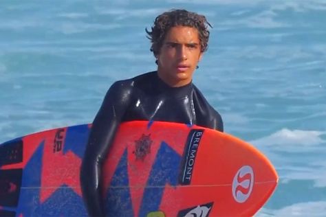 Matthew McConaughey's Son Levi Looks All Grown Up as He Makes His Social Media Debut Matthew Mcconaughey Kids, Matthew Mc, Kids Talking, Teen Posts, Celebrity Kids, All Grown Up, Matthew Mcconaughey, 15th Birthday, Dream Guy