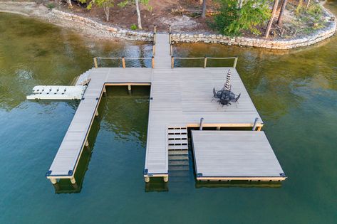 Lake Docks Ideas, Lakehouse Dock, Dock Architecture, Dock Ideas Lakeside, Lake Docks Designs, Lake Dock Ideas, Docks Lake, Lake House Dock, Floating Dock Plans