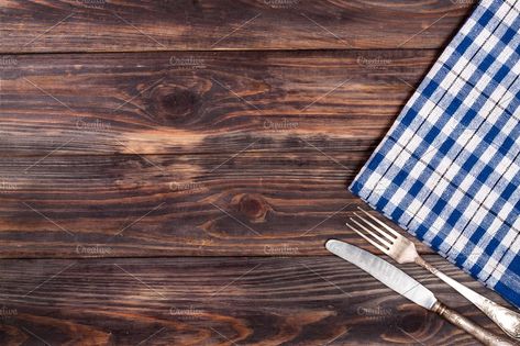 Pizza Table, Wooden Table Background, Table Background, Food Art Photography, Checkered Tablecloth, Foodie Art, Food Backgrounds, Blue Checkered, Wood Wallpaper