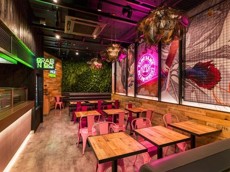 Thai Express, Kursi Outdoor, Small Restaurant Design, Bar Deco, Birmingham City Centre, Outdoor Restaurant Design, Coffee Shop Interior Design, Nightclub Design, Small Restaurant