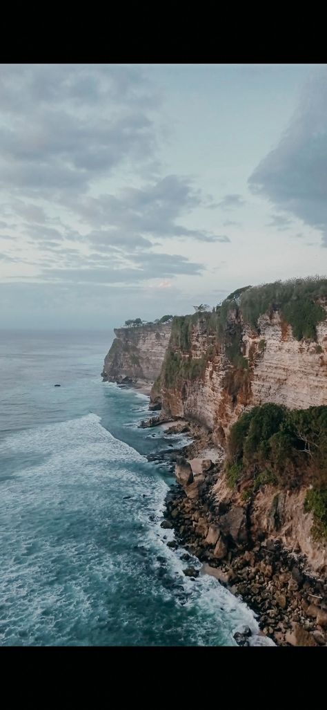 beach
bali
balangan
beautiful
sky
ocean
cliff Beach Bali, Beach View, Top View, Bali, Van, Water, Travel