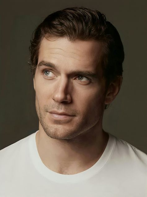 Henry Cavill - © Jumbo Tsui ** Henry Cavill Eyes, The Rosie Project, Matthew Vaughn, Love Henry, Henry Williams, Love Moon, Dream Husband, Enola Holmes, Most Handsome Men