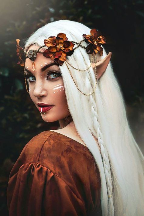 Fairy makeup                                                                                                                                                      More Elven Cosplay, Fantasy Make-up, Snowman Costume, Halloweenský Makeup, Elf Cosplay, Fairy Halloween Costumes, Black Halloween Dress, Smink Inspiration, Elf Costume