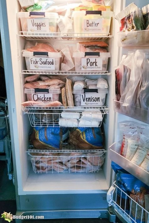 Stand Up Freezer Organization, Upright Freezer Organization Ideas, Deep Freezer Organization, Freezer Storage Organization, Chest Freezer Organization, Freezer Organizer, House Renos, House Pantry, Deep Freezer