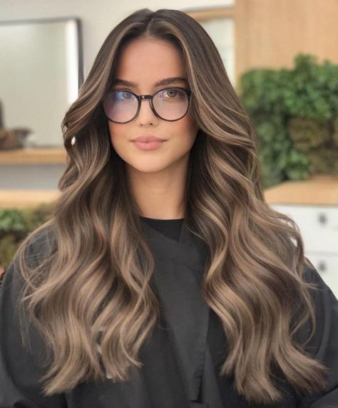 Long Hair with Dark Blonde Balayage and Glasses Balayage, Coupe, Hair Color Ideas For White Skin, Hair For White Skin Color, Hair Color Ideas For Light Skin, White Skin Hair Color Ideas, Cool Tone Hair Color Pale Skin, Fair Skin Brunette Hair, Hair Color For White Skin