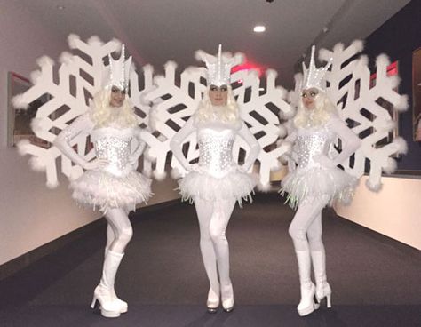 For a winter wonderland theme Winter Wonderland Costume Ideas, Winter Wonderland Party Outfit, Wonderland Costume Ideas, Christmas Themed Outfits, Winter Wonderland Costume, Costume Ideas For Boys, Winter Fairy Costume, Snowflake Costume, Winter Wonderland Dress