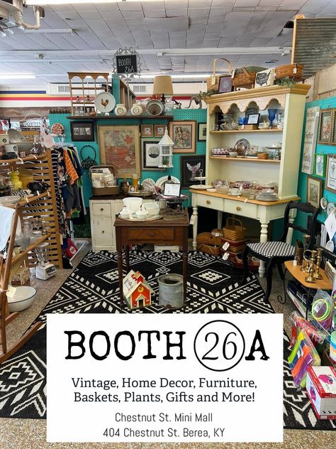 How to set up an antique booth Antique Booth Lighting Ideas, Displaying Linens In Booth, Antique Vendor Booth Ideas, Setting Up A Vintage Booth, Corner Antique Booth Display, Peg Board Antique Booth, Antique Booth Set Up Ideas, Home Decor Vendor Booth, Setting Up An Antique Booth