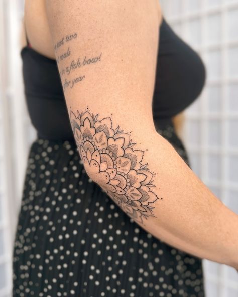 Another elbow mandala in the archives 🫶🏼🤎 thankyou Tara for sitting like a champ! (Above script not by me) • made at @ablastudios • sponsored by: @wbjtattoo @mothtattoosupplies @butterluxe_uk @getink.app - - - - - 🏷️ #elbowtattoo#elbowmandala#mandalatattoo#blackworktattoo#blackworktattooers#dotworktattoo#prettytattoo#ornamentaltattoo#essextattoo#uktattoo#uktattooartists#femaletattooist#ladytattooers#rayleightattoo Doily Tattoo, Inner Elbow Tattoos, Elbow Tattoo, Elbow Tattoos, Mandala Tattoo, Tatting, Paisley, Tattoos