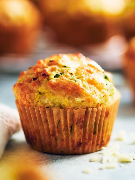 Zucchini Parmesan Muffins, Zucchini Meal Ideas, Cheesy Zucchini Muffins, Vegetarian Breakfast Muffins, Savory Veggie Muffins, Savory Zucchini Muffins Recipes, Zucchini Cheddar Muffins, Zucchini Feta Muffins, Zucchini Meal Prep