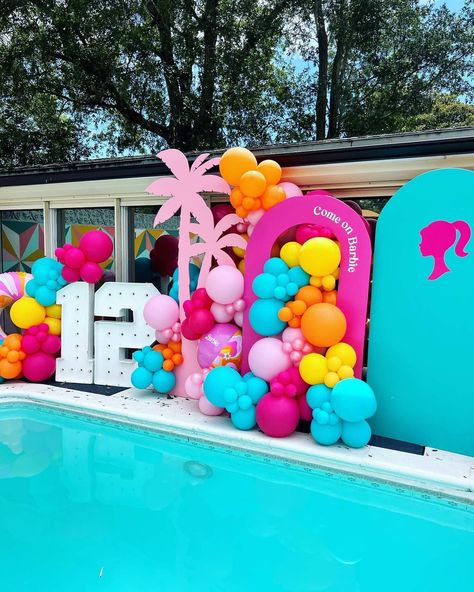 Barbie And Ken Party Ideas, Barbie And Ken Birthday Party, Barbie Swim Party, Barbie And Ken Birthday Party Ideas, Ken Birthday Party, Barbie And Ken Party, Kids Pool Party Birthday, Barbie Birthday Party Ideas, Barbie Pool