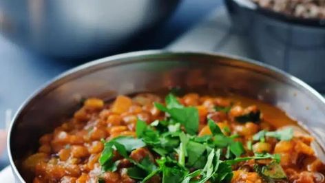 Pioneer Woman Pinto Beans Slow Cooker Pioneer Woman Pinto Beans, Beans Slow Cooker, Pot Of Beans, Make Refried Beans, Pinto Bean Soup, Pinto Bean Recipes, Ham And Beans, Ham And Bean Soup, Slow Cooker Recipe