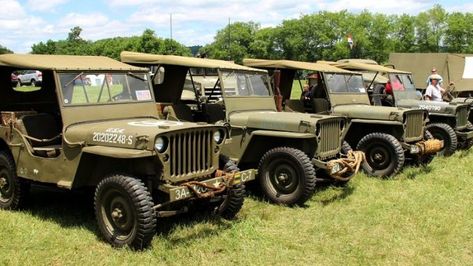 Army Surplus Vehicles, Us Army Trucks, Army Surplus Store, Military Surplus Store, Mini Trucks 4x4, Army Jeep, Cb Antenna, Go Cart, Willys Wagon