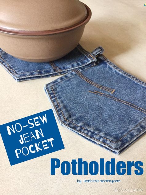 No-sew Jean Pocket Potholders Upcycling project! Easy project to get the kids involved too! Sew Potholders, Blue Jean Crafts, Jeans Projects, Jeans Upcycle, Jean Projects, Denim Recycle, Jeans Recycle, Sewing Simple, Upcycle Crafts