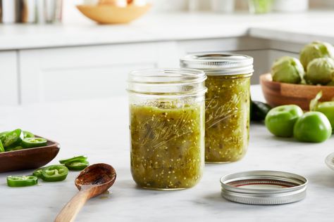 Roasted Salsa Verde Salsa Verde Canning Recipe, Tomato Salsa Canning, Green Tomato Salsa Verde, Roasted Salsa Verde Recipe, Roasted Salsa Verde, Canning Green Tomatoes, Domestic Science, Green Tomato Salsa, Canning Tomatoes Recipes