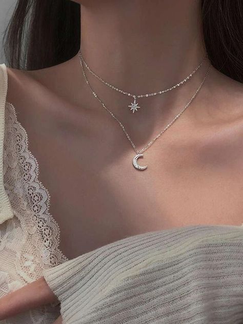 Layered Necklace Silver, Minimalist Necklace Silver, Moon Necklace Silver, Fancy Jewelry Necklace, Pretty Jewelry Necklaces, Star Necklace Silver, Layered Necklaces Silver, Pretty Necklaces, Star Jewelry