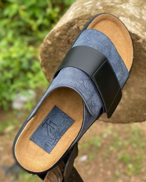 Male Footwear, Handmade Footwear For Men, Handmade Slides For Men, Male Shoes, Male Sandals, Male Sandals Design, Men’s Sandals 2023, Handmade Male Slippers, Gents Slippers