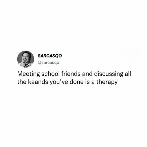 School Friends Quotes, Cute Short Quotes, School Life Quotes, Writing Memes, Caption For Friends, School Friends, Forever Quotes, Weird Quotes Funny, Real Friendship Quotes