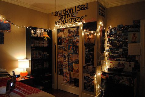 Room Decorations, Tumblr, 2010 Room, Emo Bedroom, Emo Room, Tumblr Bedroom, Chill Room, Tumblr Rooms