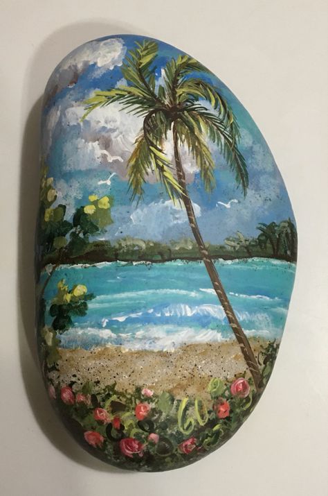 Stone Paintings, Painted Garden Rocks, Stone Pictures Pebble Art, Diy Rock Art, Stone Art Painting, Seashell Painting, Painted Rocks Diy, Rock Painting Patterns, Hand Painted Stones