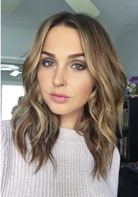 Camilla Luddington Hair Short, Jo Greys Anatomy Hair, Jo From Greys Anatomy Hair, Fall Shoulder Length Hair, Jo Wilson Hair, Camilla Luddington Hair, Camila Luddington, Greys Anatomy Jo, Jo Wilson