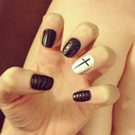 upside-down cross Mac Make Up, Upside Down Cross, Neat Nails, Cross Nails, Ultra Beauty, Goth Beauty, Nails 2023, Mac Makeup, Ulta Beauty