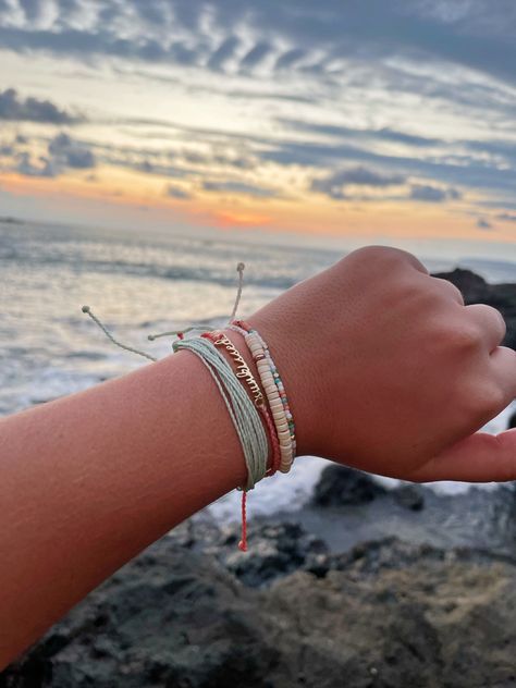 Costa Rica, Aesthetic Pura Vida Bracelets, Bracelet Stack Beachy, Bracelet Stack Pura Vida, Puravida Bracelets Aesthetic, Pura Vida Bracelet Stack, Pura Vida Bracelets Stacked, Sarah Cameron Bracelets, Pura Vida Bracelets Aesthetic