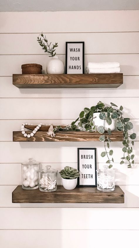 Farmhouse Chic Bathroom, Small Bathroom Shelves, Diy Farmhouse Ideas, Beige Bathroom Ideas, Shelves Over Toilet, Bathroom Shelves Over Toilet, Rustic Bathroom Shelves, Shiplap Bathroom, Floating Shelf Decor